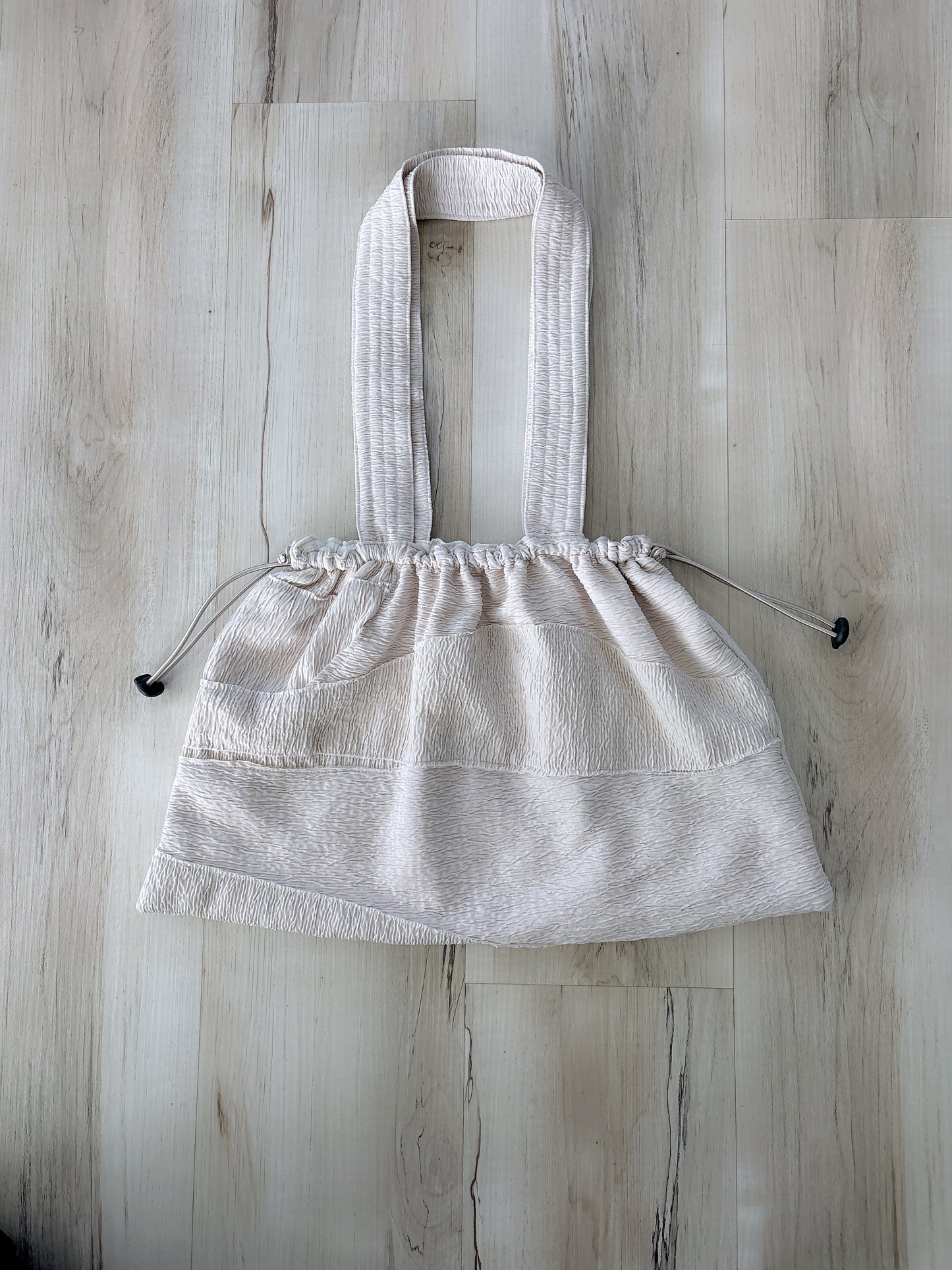 Sand Dune-inspired Draw Tote - Small