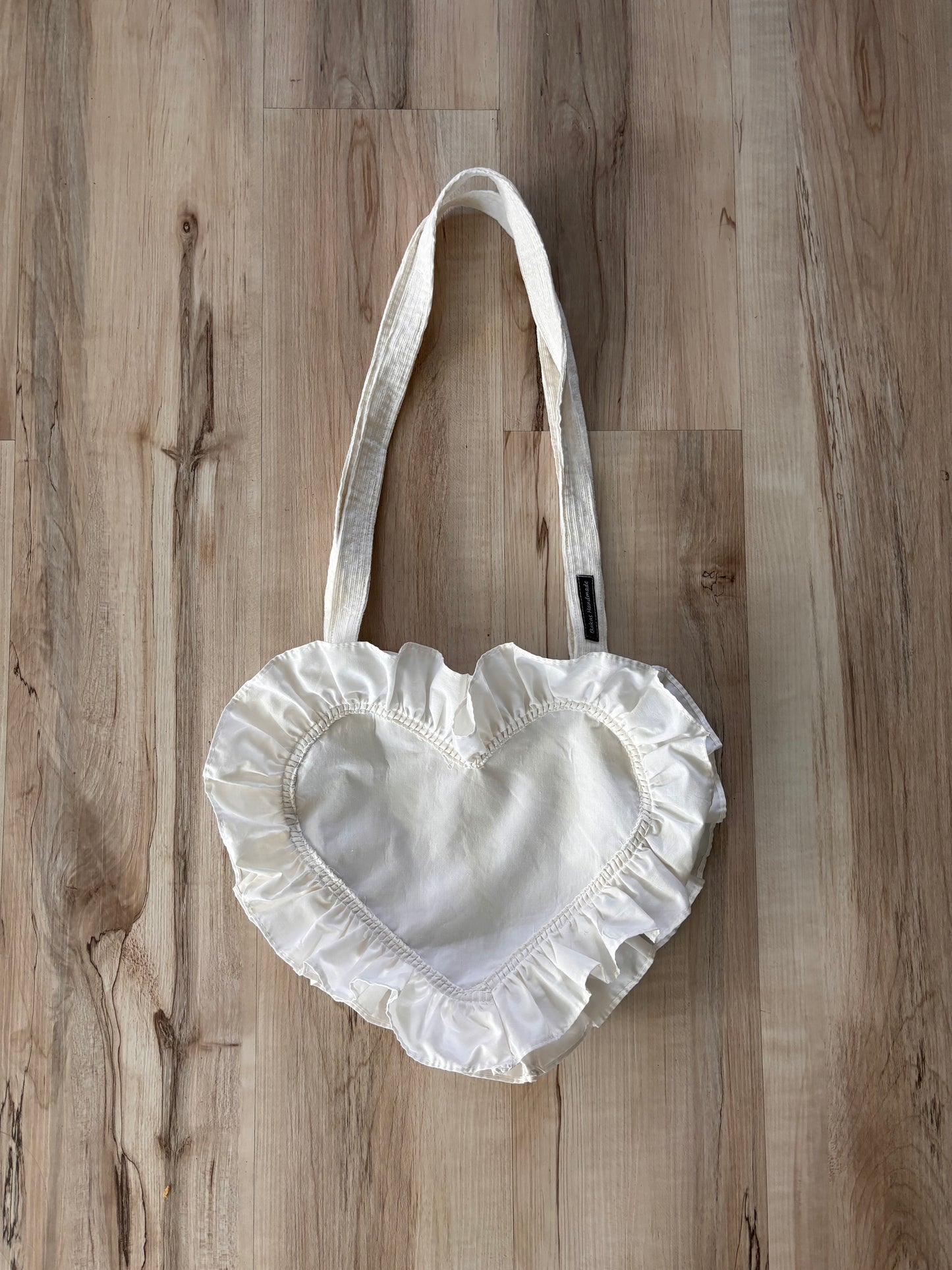 Ruffled White Heart Tote